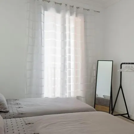 Les Hirondelles, 3-room With Magnificent Sea View Apartment *